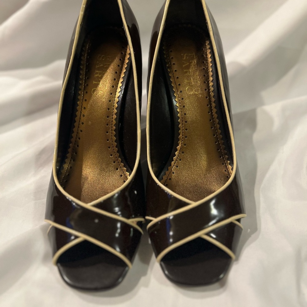 Elegant Black and Cream Women's Heels